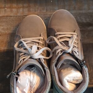 Clarks Breeze Glide Ankle Boot